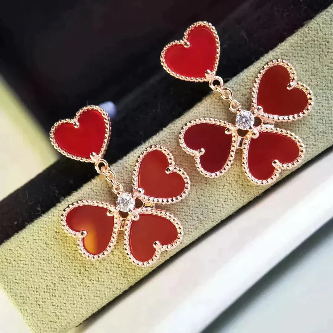 VCA SWEET CLOVER CARNELIAN EARRINGS