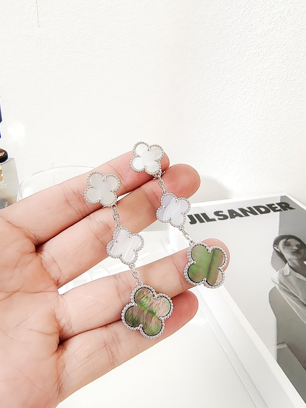 VCA CLOVER 3 MOTIFS CHALCEDONY DARK MOP SILVER EARRINGS
