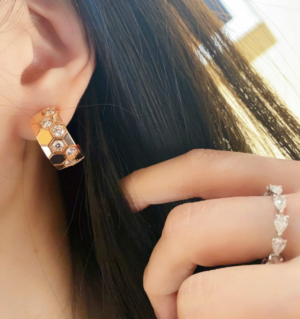 CHAUMET BEE LOVE DIAMOND HOOP EARRINGS