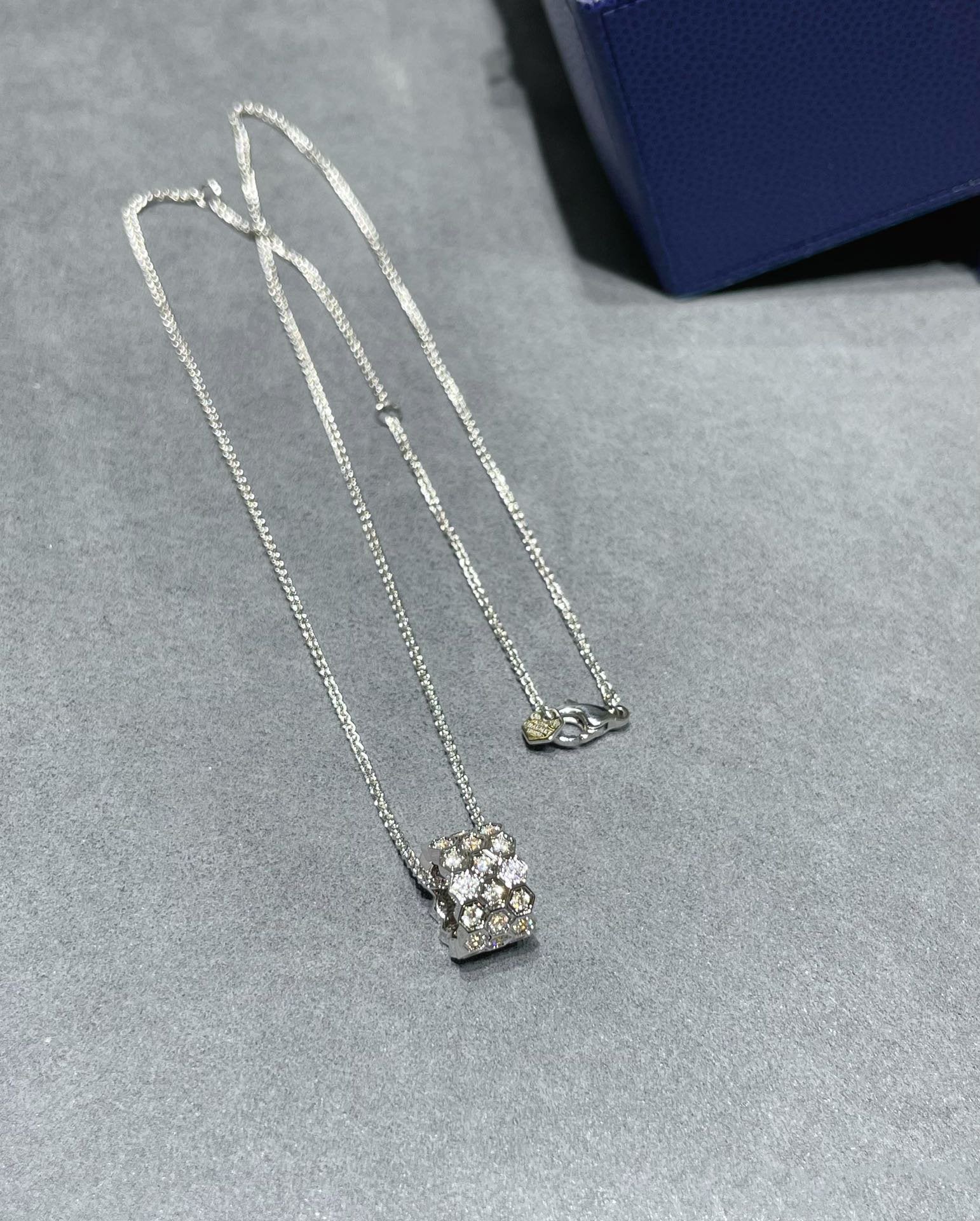 CHAUMET BEE LOVE DIAMOND PAVED 3 ROW NECKLACE