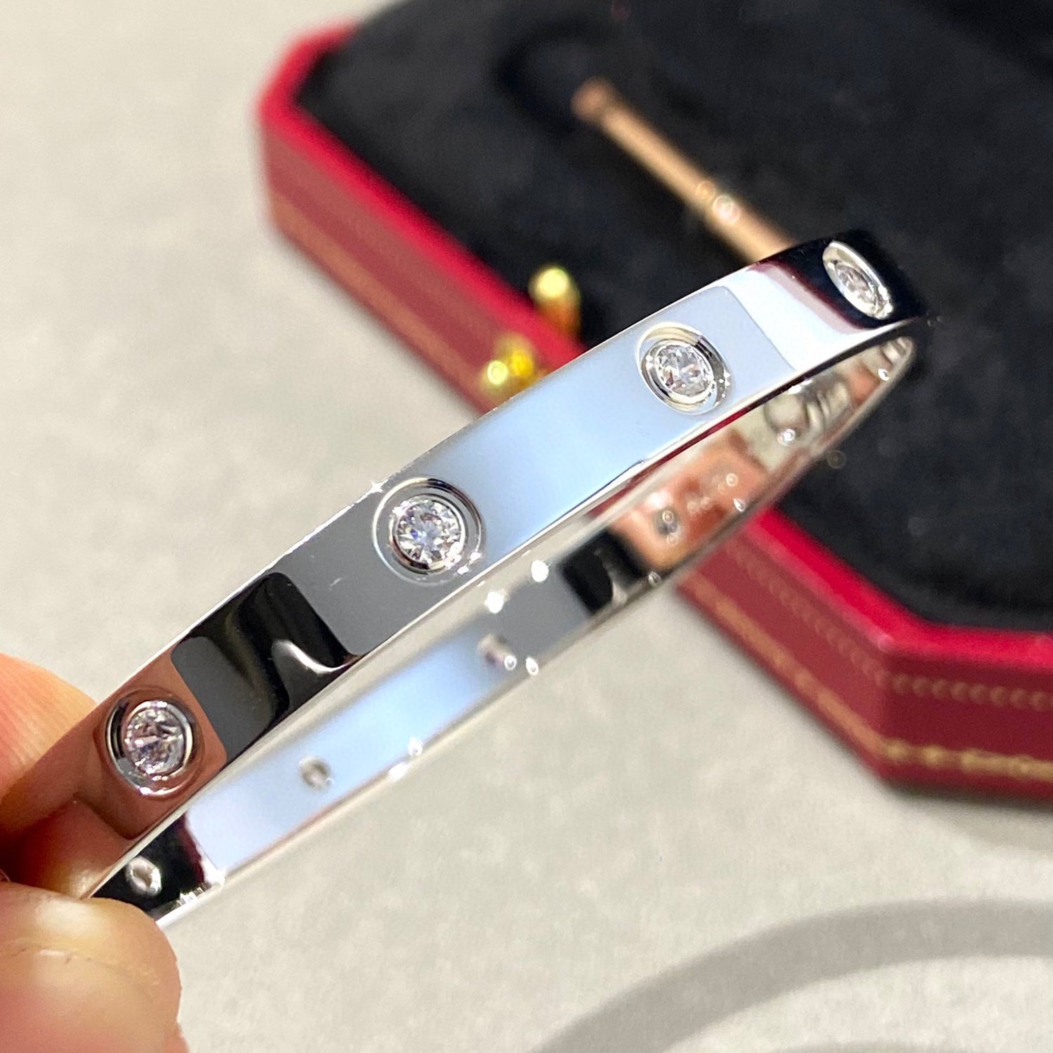 CARTIER LOVE BRACELET 6.1MM 10 DIAMONDS