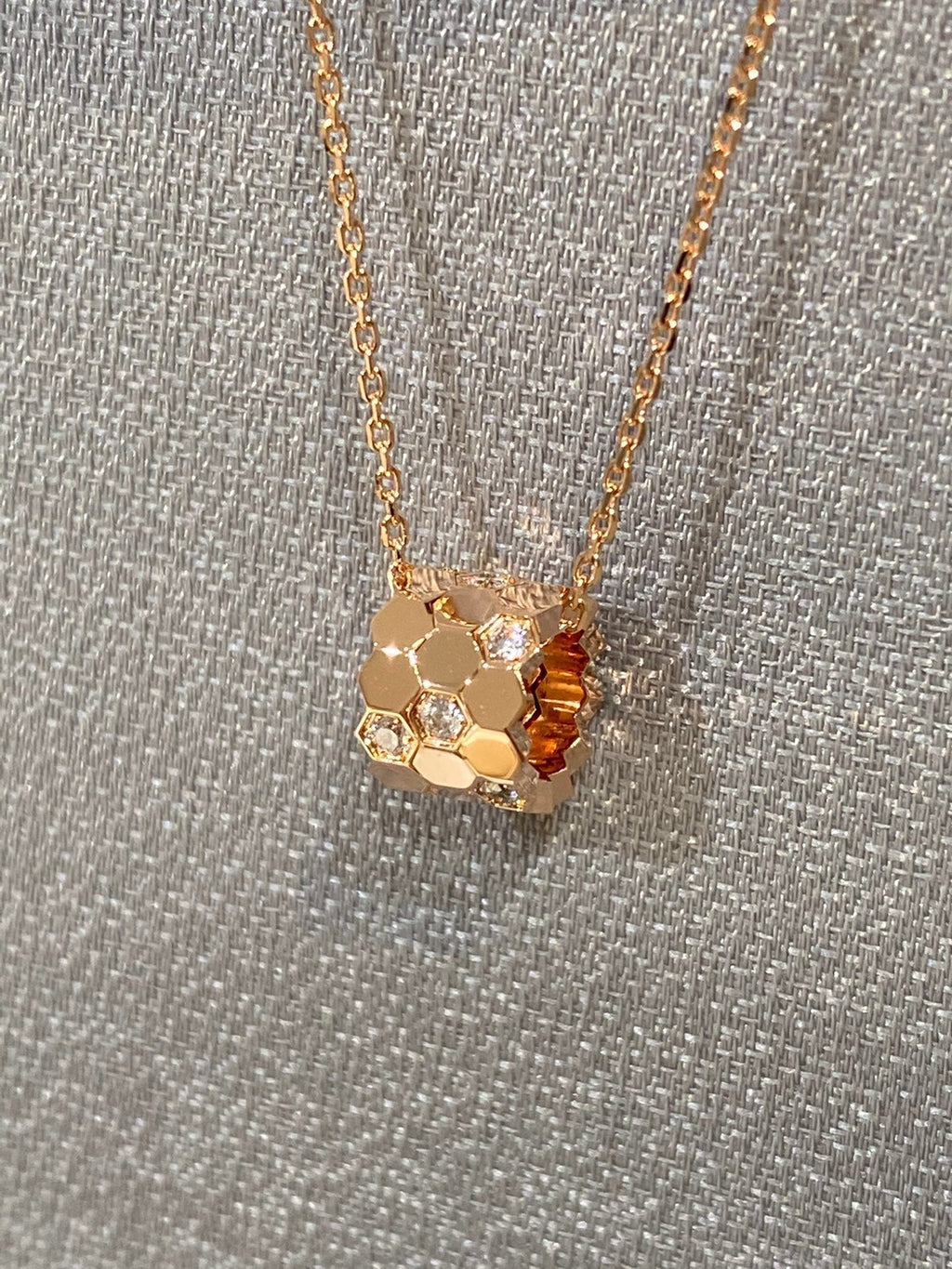 CHAUMET BEE LOVE DIAMOND NECKLACE