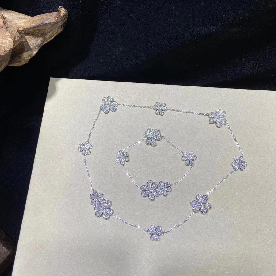 VCA FRIVOLE SILVER 5 FLOWERS BRACELET