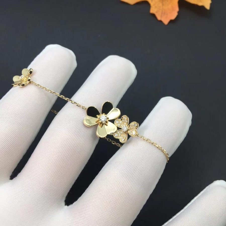 VCA FRIVOLE GOLD 5 FLOWERS BRACELET